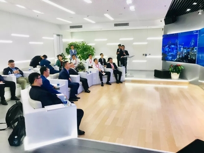 海骊与当代置业签署战略协议，共拓互联网销售新篇章